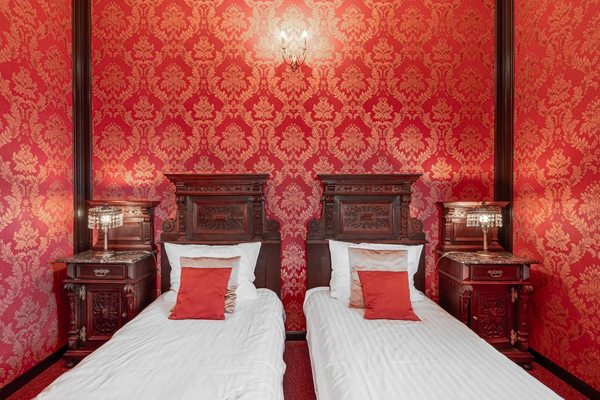 Zamek Uniejow Aparthotel Ngoại thất bức ảnh