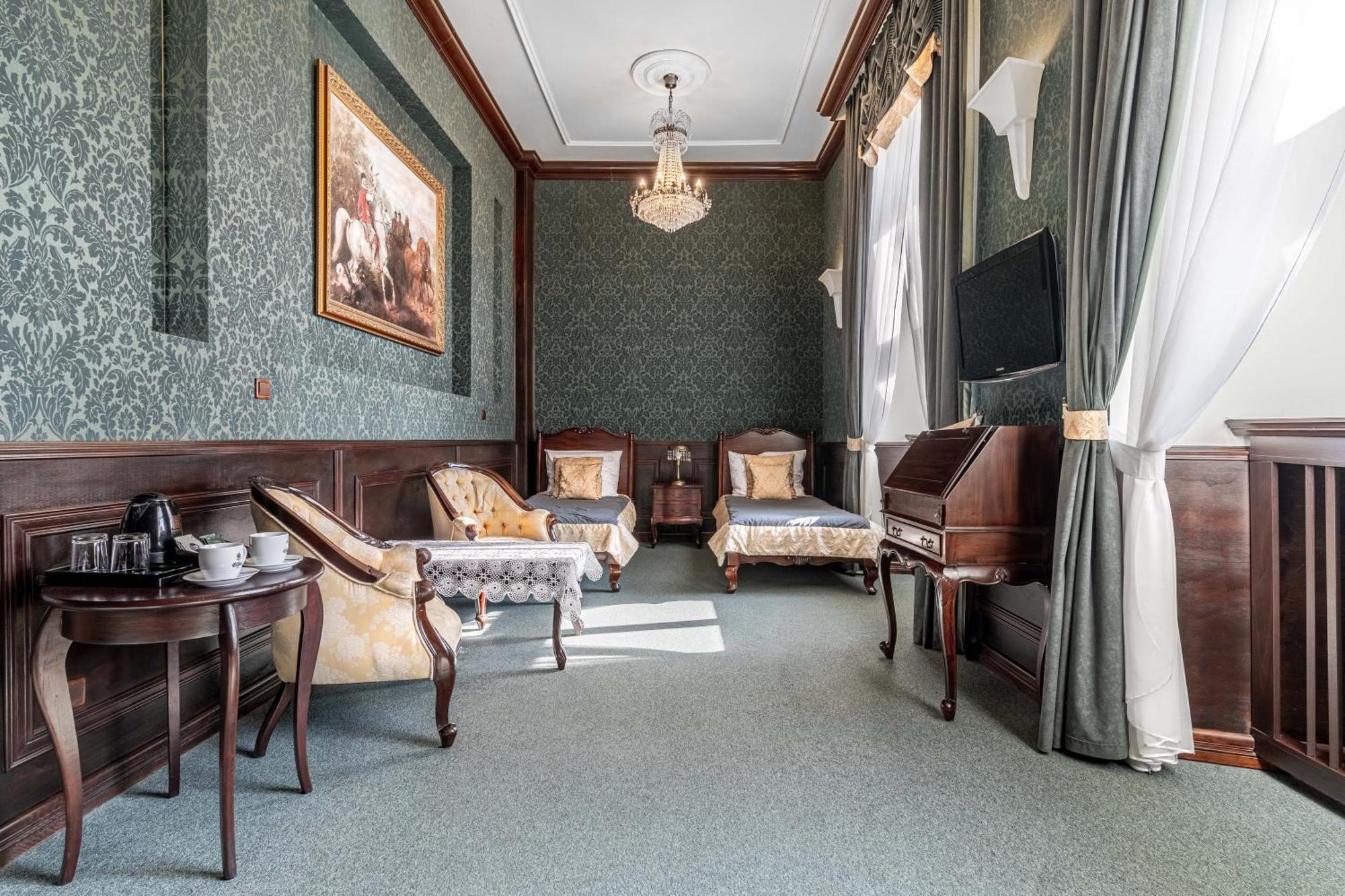 Zamek Uniejow Aparthotel Ngoại thất bức ảnh