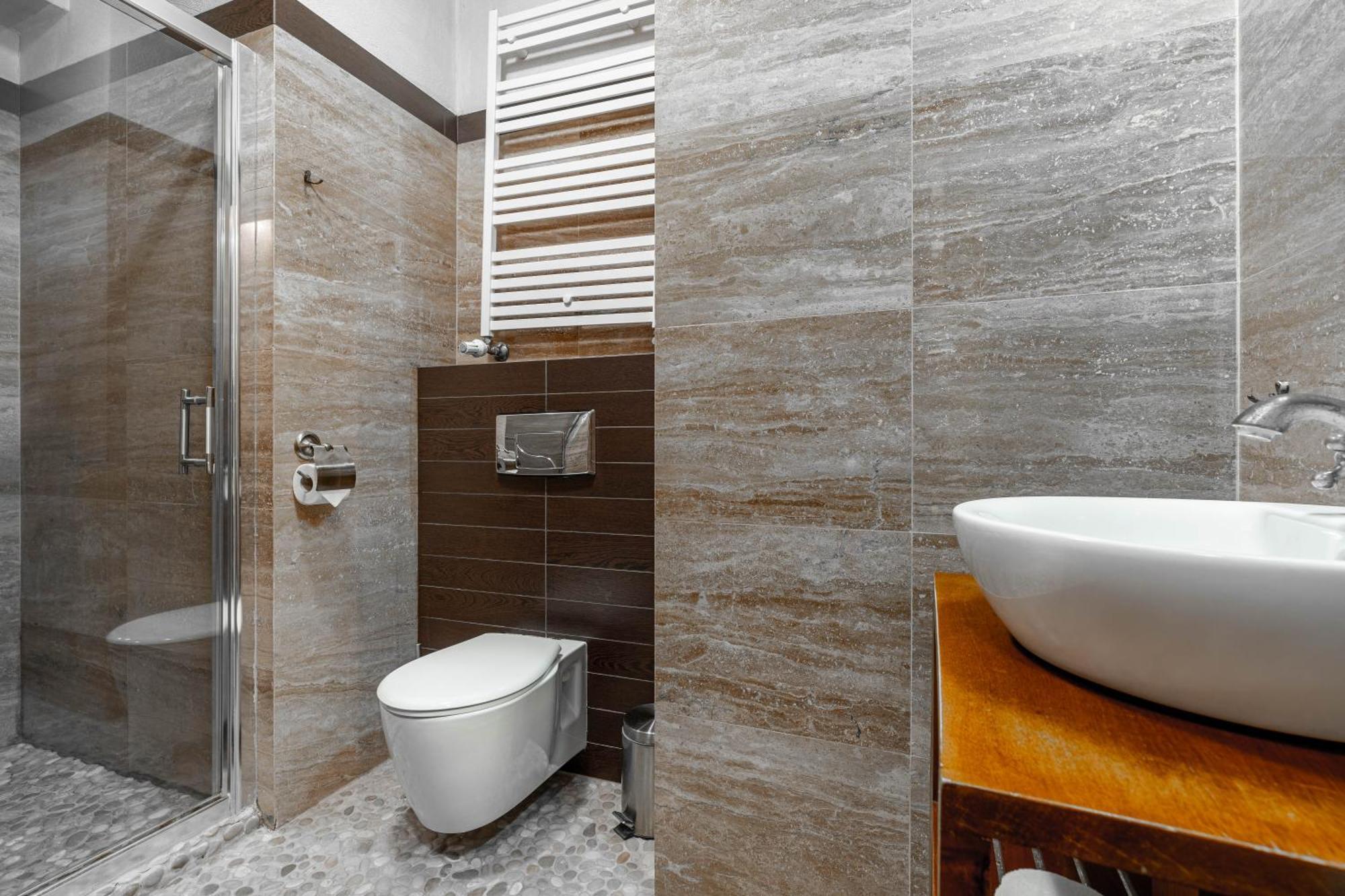 Zamek Uniejow Aparthotel Ngoại thất bức ảnh